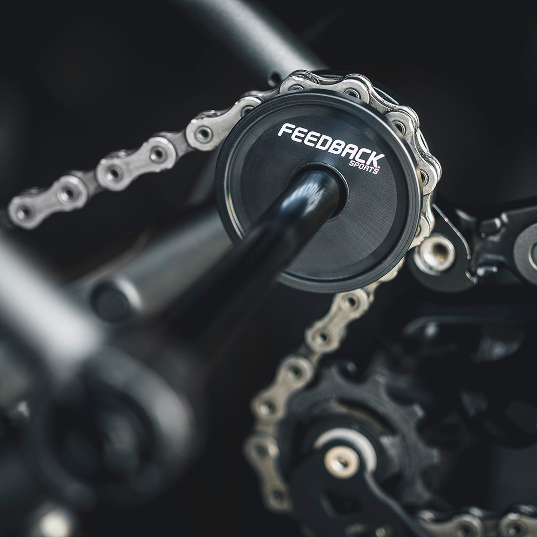 feedback-sports-thru-axle-chain-keeper-12mm-thru-axle-compatible image 4