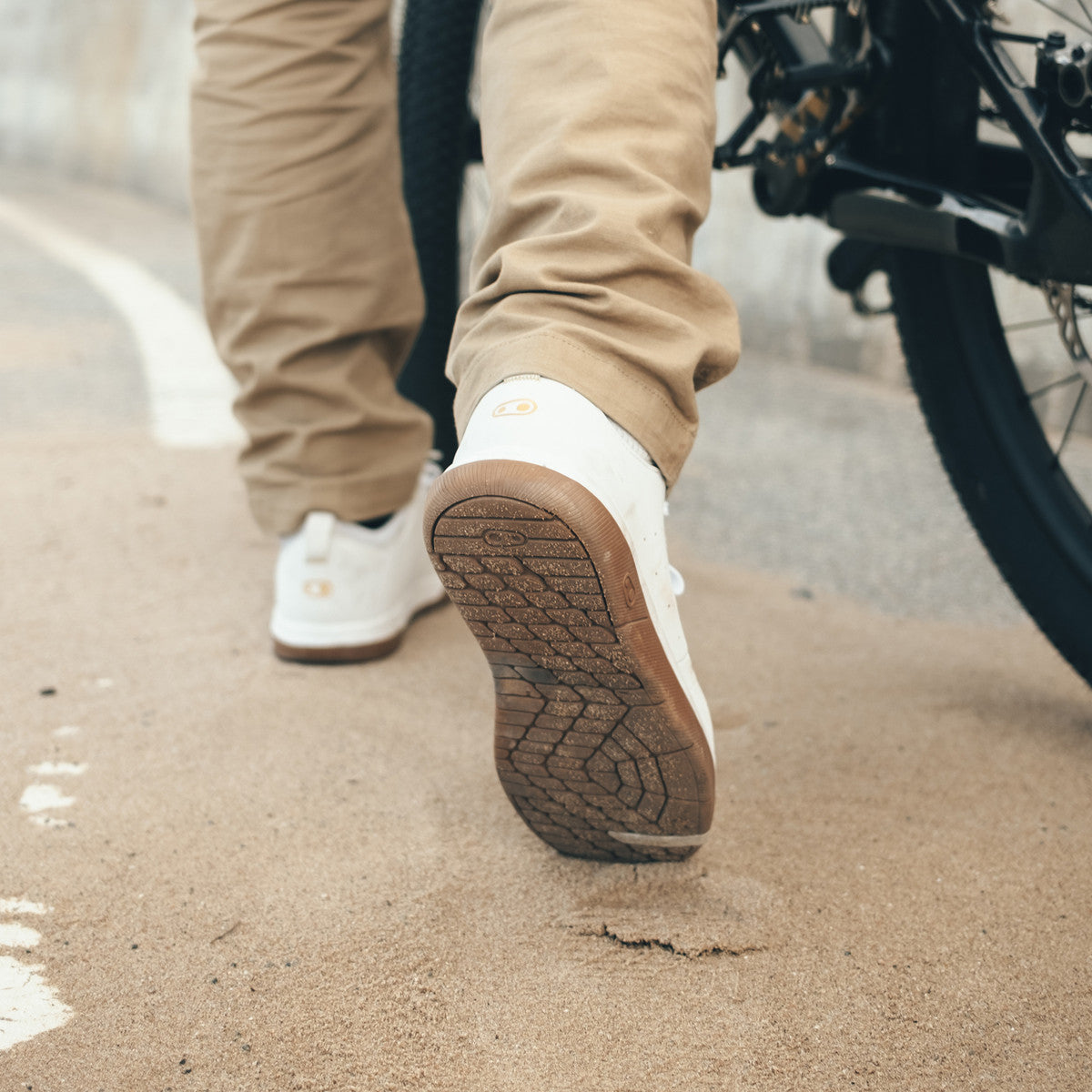 crankbrothers-stamp-street-fabio-flat-shoes-white-gum image 8