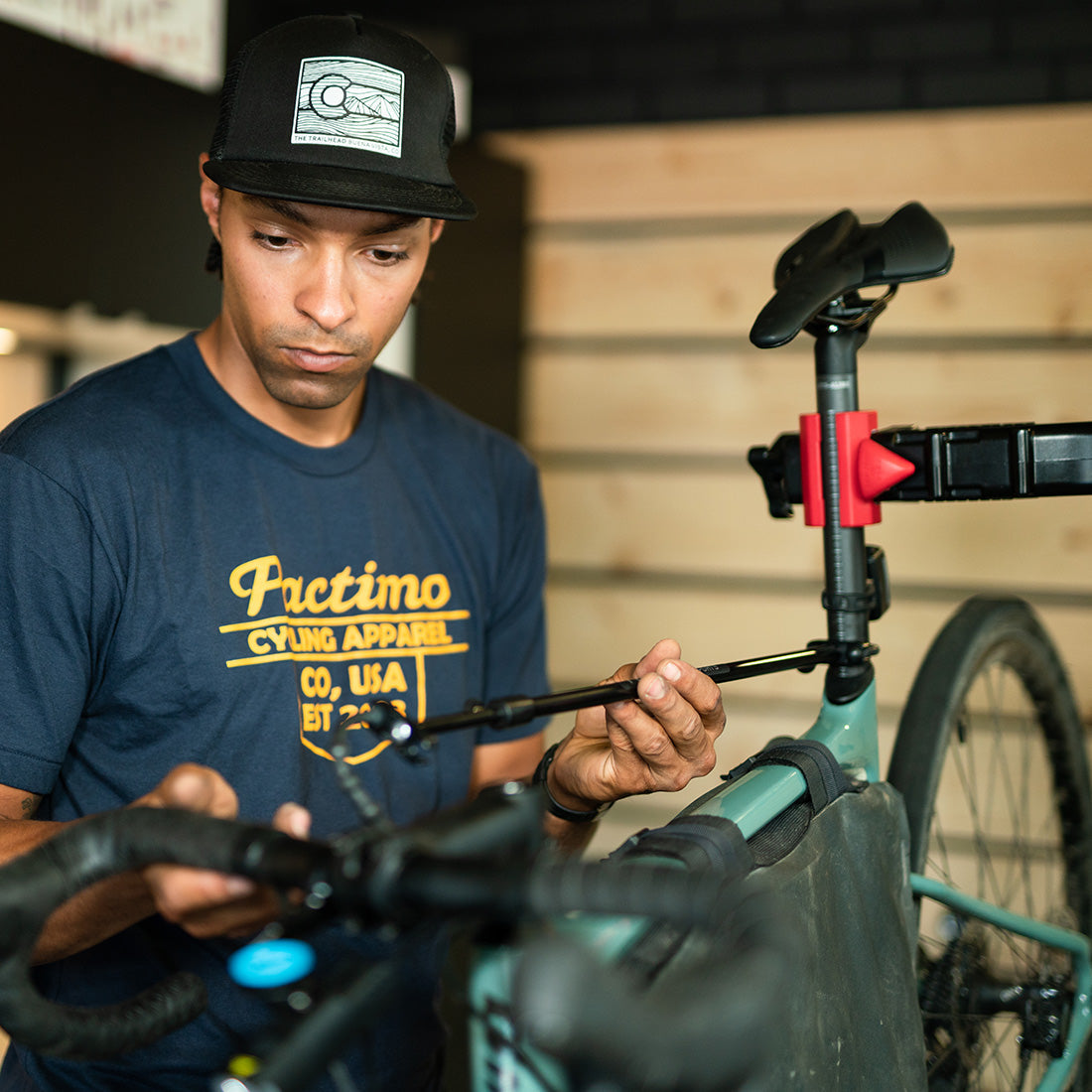 feedback-sports-flop-stop-handlebar-holder image 5
