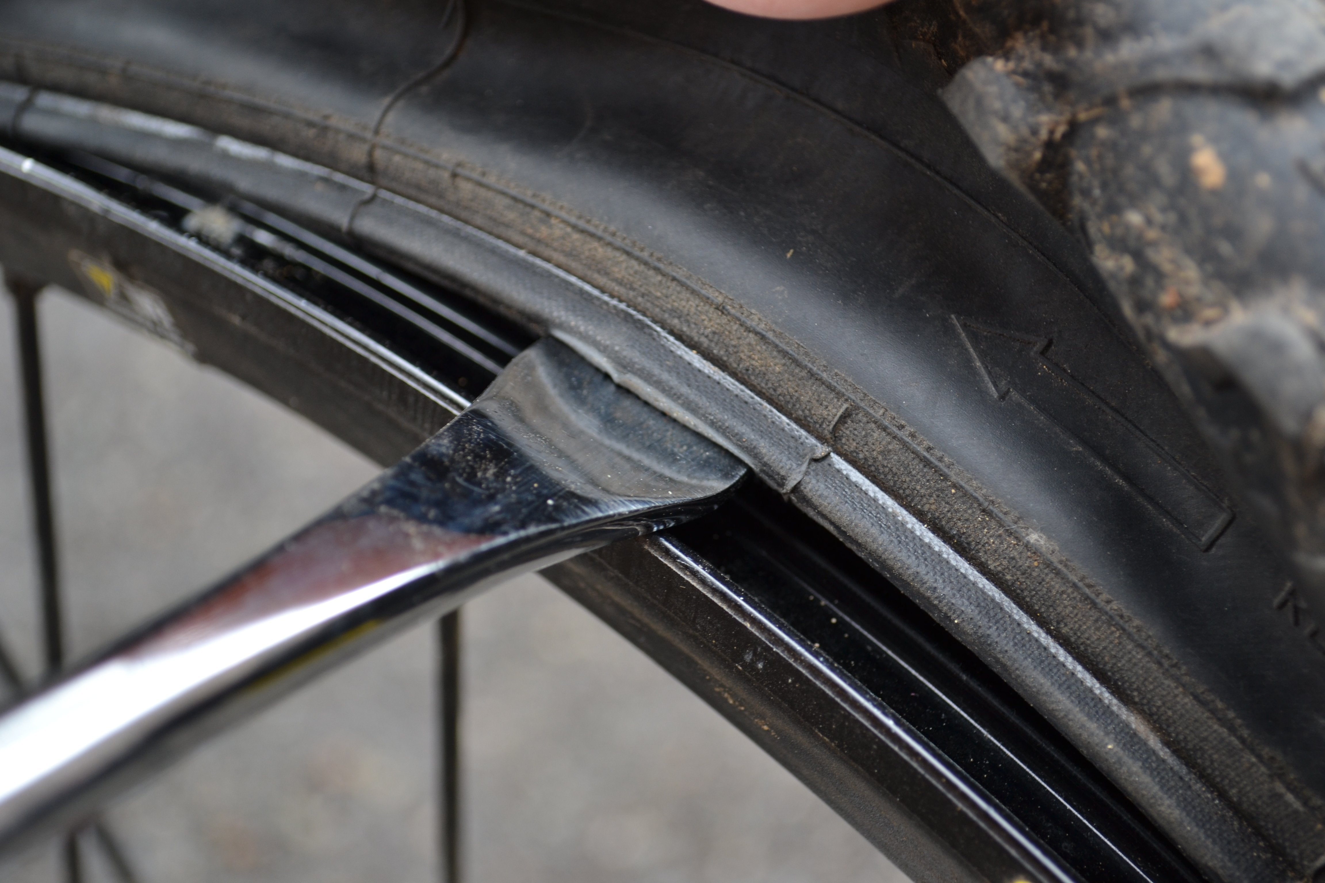 pedro-s-downhill-tire-lever-steel-ergonomic-handle image 2