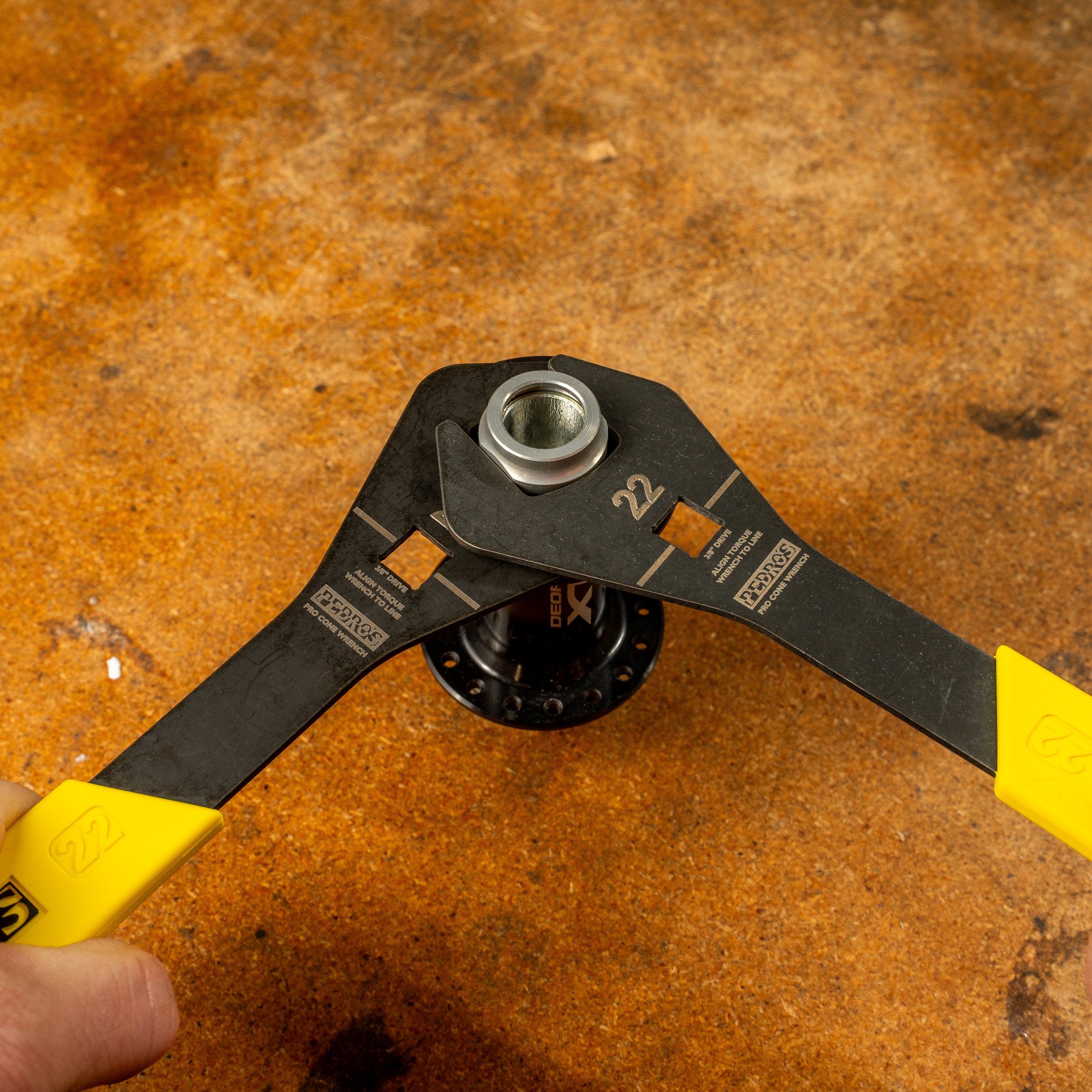 pedro-s-pro-cone-wrench-18mm-laser-cut-shop-quality-with-tpr-grip image 2