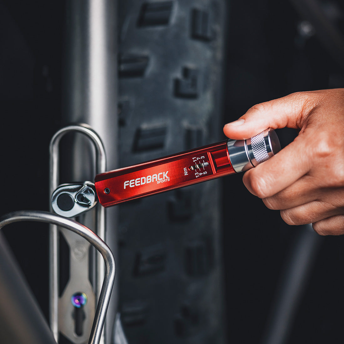 feedback-sports-range-click-torque-wrench-2-14nm-with-13-s2-steel-bits-and-tpu-c image 2
