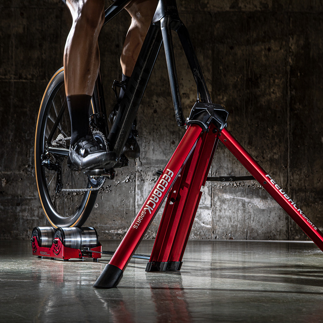 feedback-sports-omnium-over-drive-portable-bike-trainer image 2