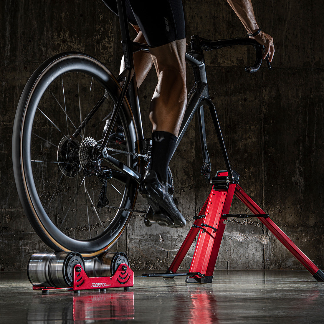feedback-sports-omnium-over-drive-portable-bike-trainer image 8