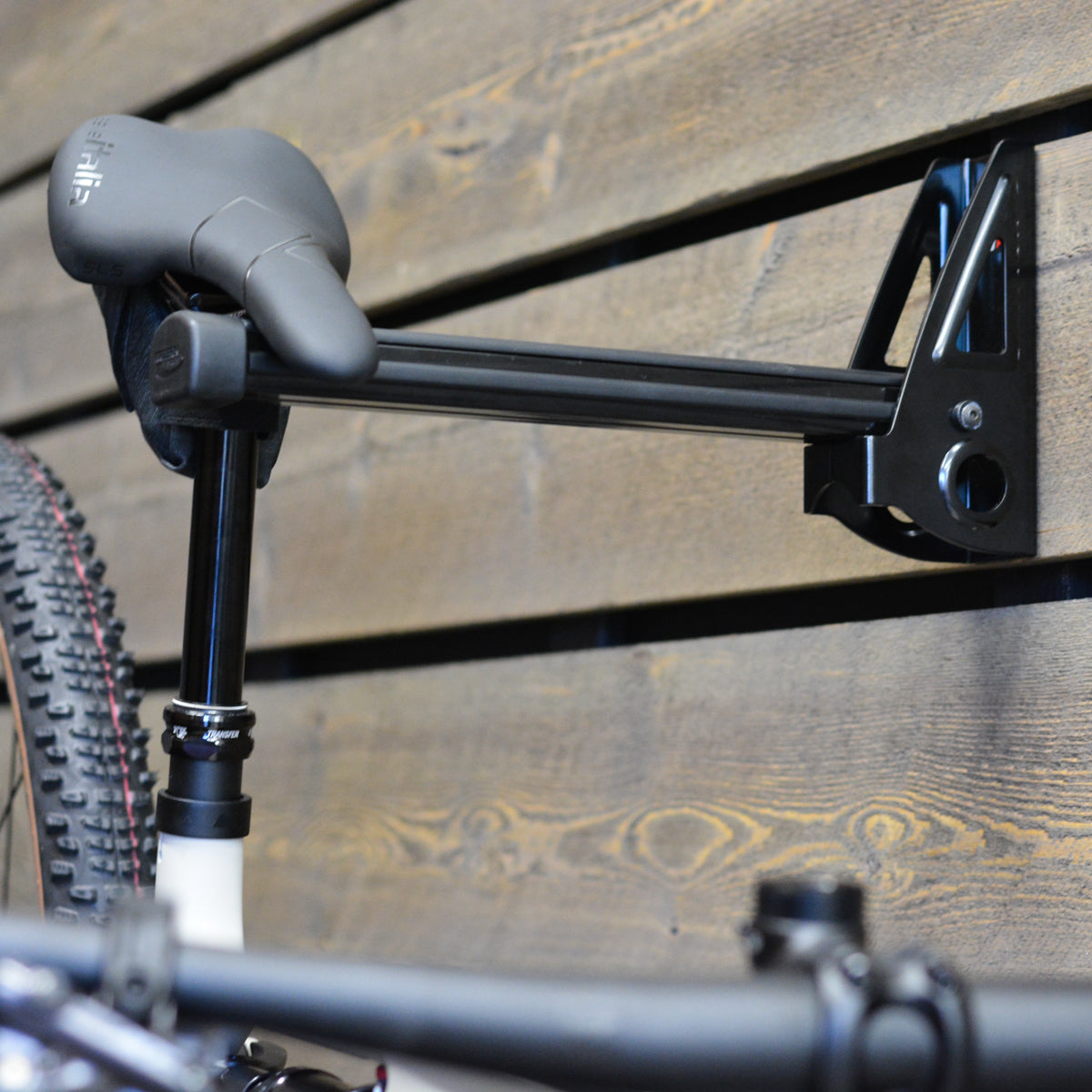 feedback-sports-velo-wall-post-foldable-bike-storage-hook image 2
